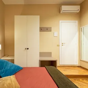 https://il-ventre-di-napoli.hotels-amalfi.com