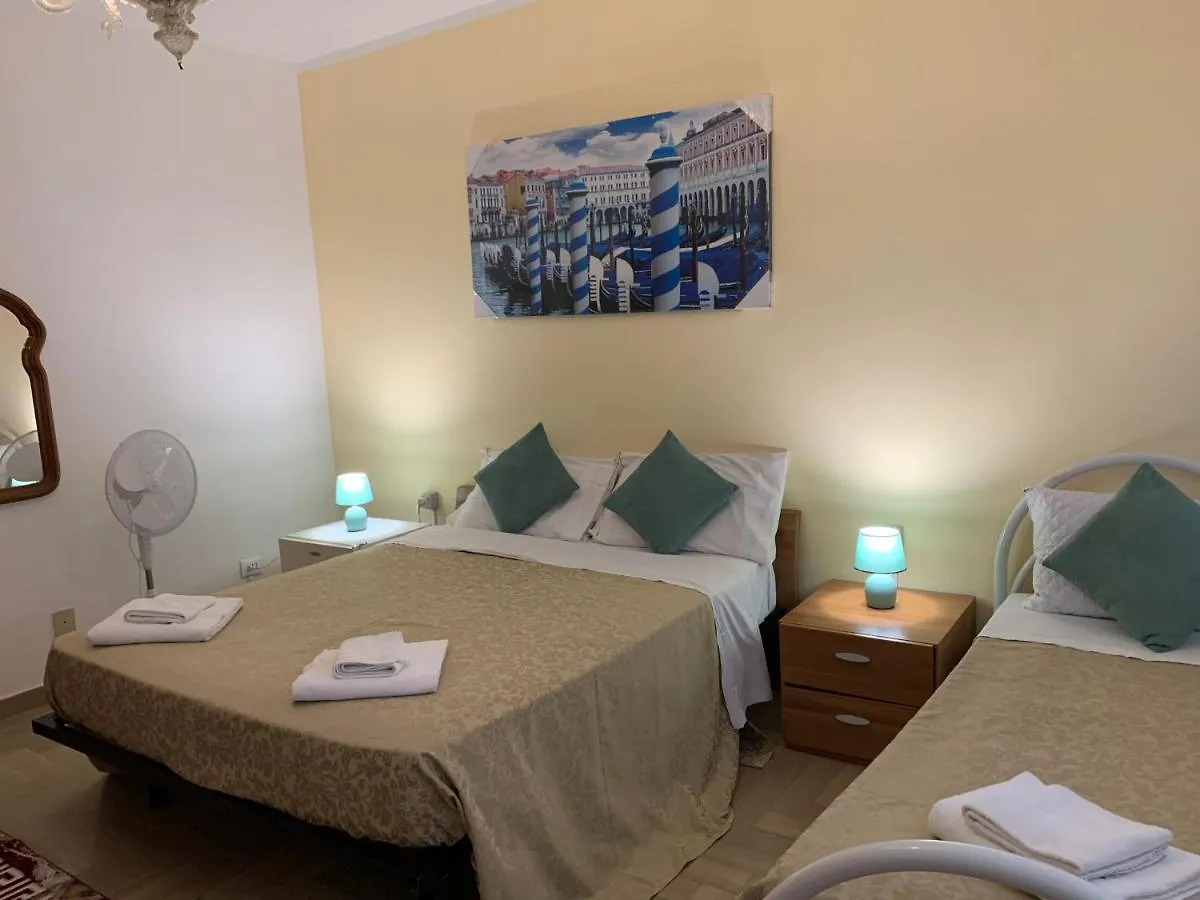 Venice Night Appartment Mestre Bed & Breakfast