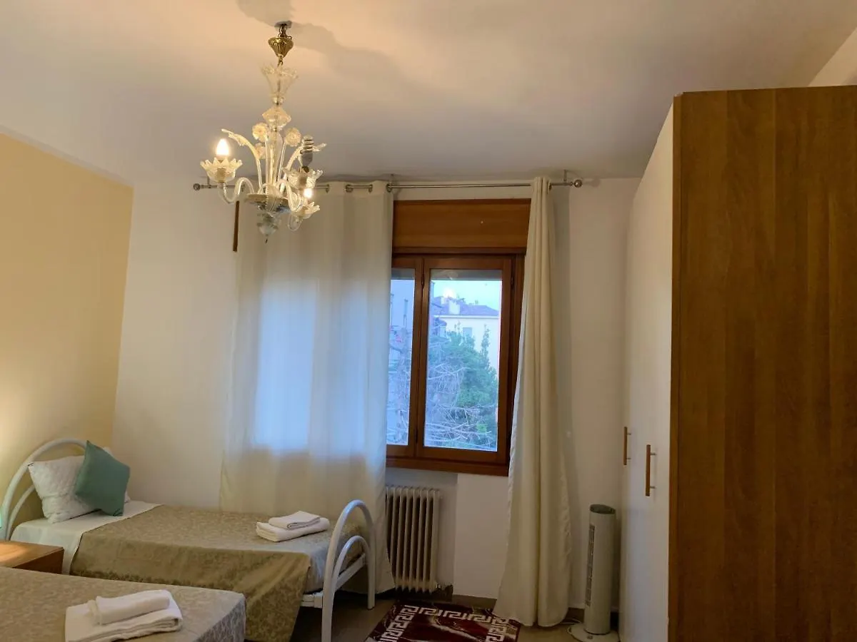 Bed & Breakfast Venice Night Appartment Mestre Italy